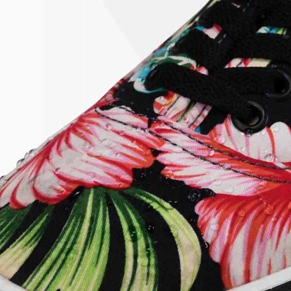 Средство против воды и грязи Solemate Shield