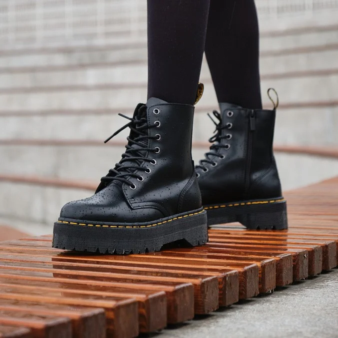 Ботинки женские Dr. Martens Jadon Platform