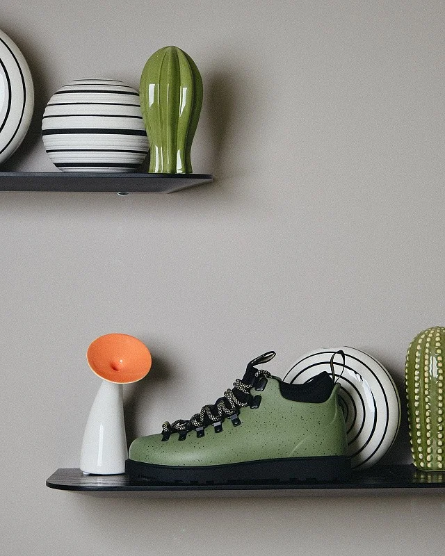 Всесезонные ботинки Hikes